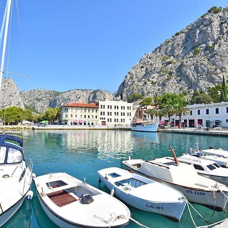 Apartments Mira Omiš Zewnętrze zdjęcie
